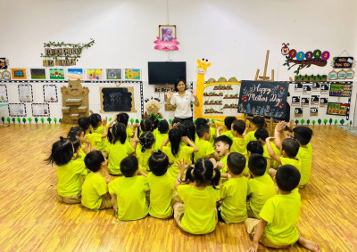 📌 HOẠT ĐỘNG KHÁM PHÁ CÔNG VIỆC CỦA MẸ  CỦA CÁC BÉ LỚP B2 💼💐