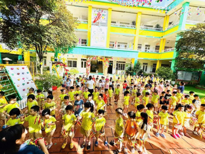 THU VỀ SAU BÃO – CON TRỞ LẠI TRƯỜNG VỚI NỤ CƯỜI RẠNG RỠ VÀ TRẢI NGHIỆM ĐẦY SẮC MÀU