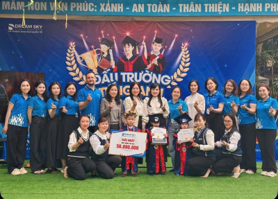🌟 SÂN CHƠI “ĐẤU TRƯỜNG TIẾNG ANH” – NƠI CÁC BÉ TRƯỜNG MẦM NON VẠN PHÚC TỎA SÁNG 🌟
