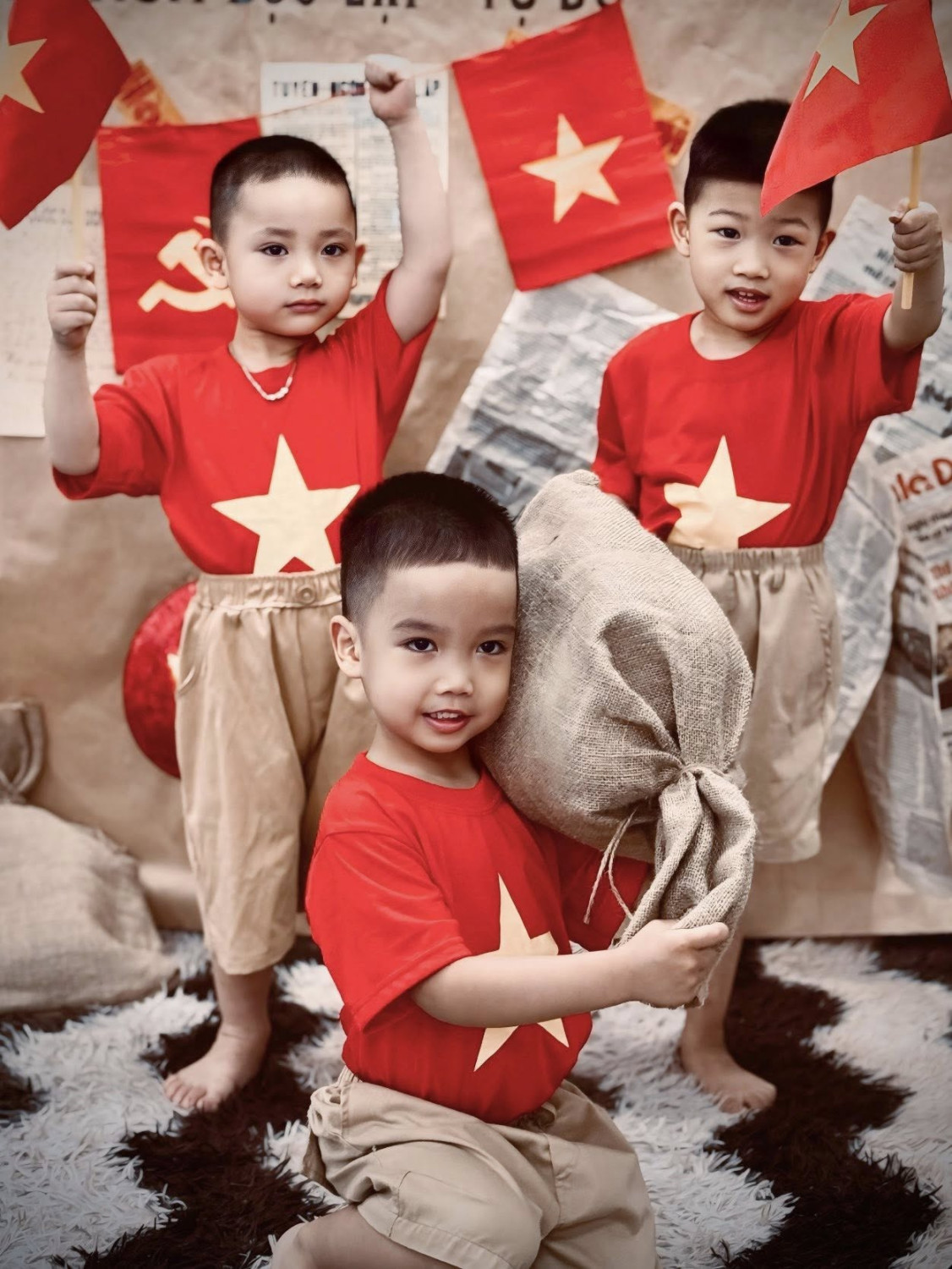 CÁC BÉ 3 TUỔI CHÀO MỪNG NGÀY GIẢI PHÓNG MIỀN NAM 30/4