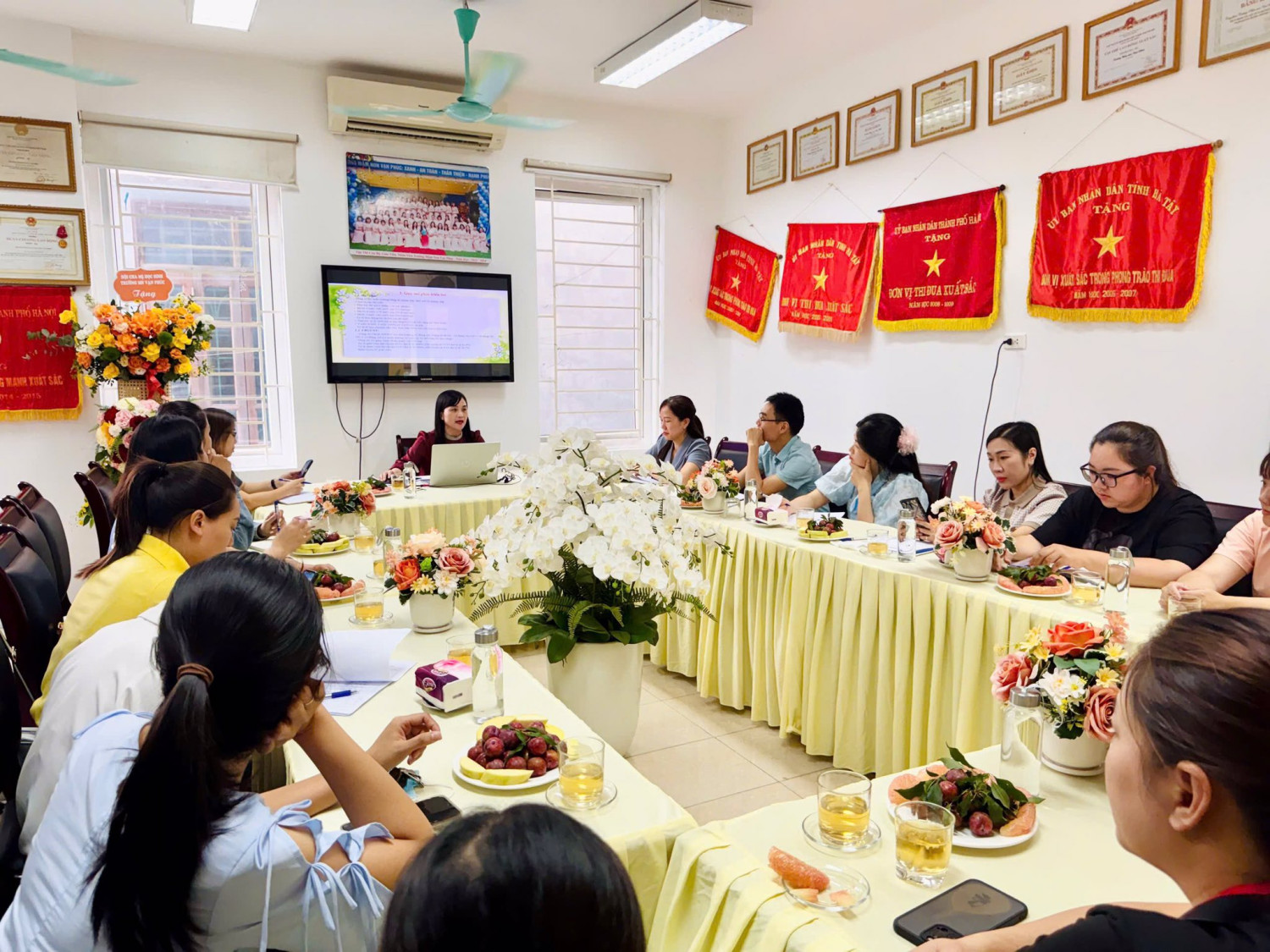 HỘI NGHỊ HỌP BAN THƯỜNG TRỰC HỘI CMHS CUỐI NĂM HỌC 2024-2025