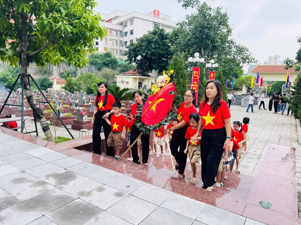 Trường MNVP Kỷ niệm 78 năm ngày Thương binh - Liệt sỹ