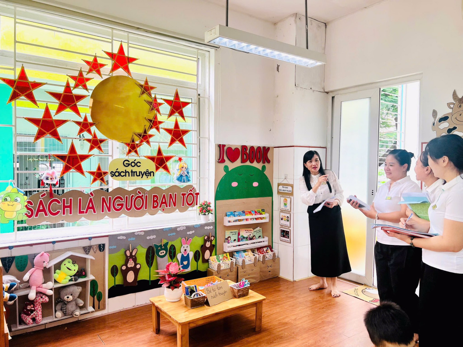 TRƯỜNG MN VẠN PHÚC TỔ CHỨC HỘI THI "LỚP ĐẸP CỦA BÉ" – KHÔNG GIAN HỌC TẬP NGẬP TRÀN CẢM HỨNG