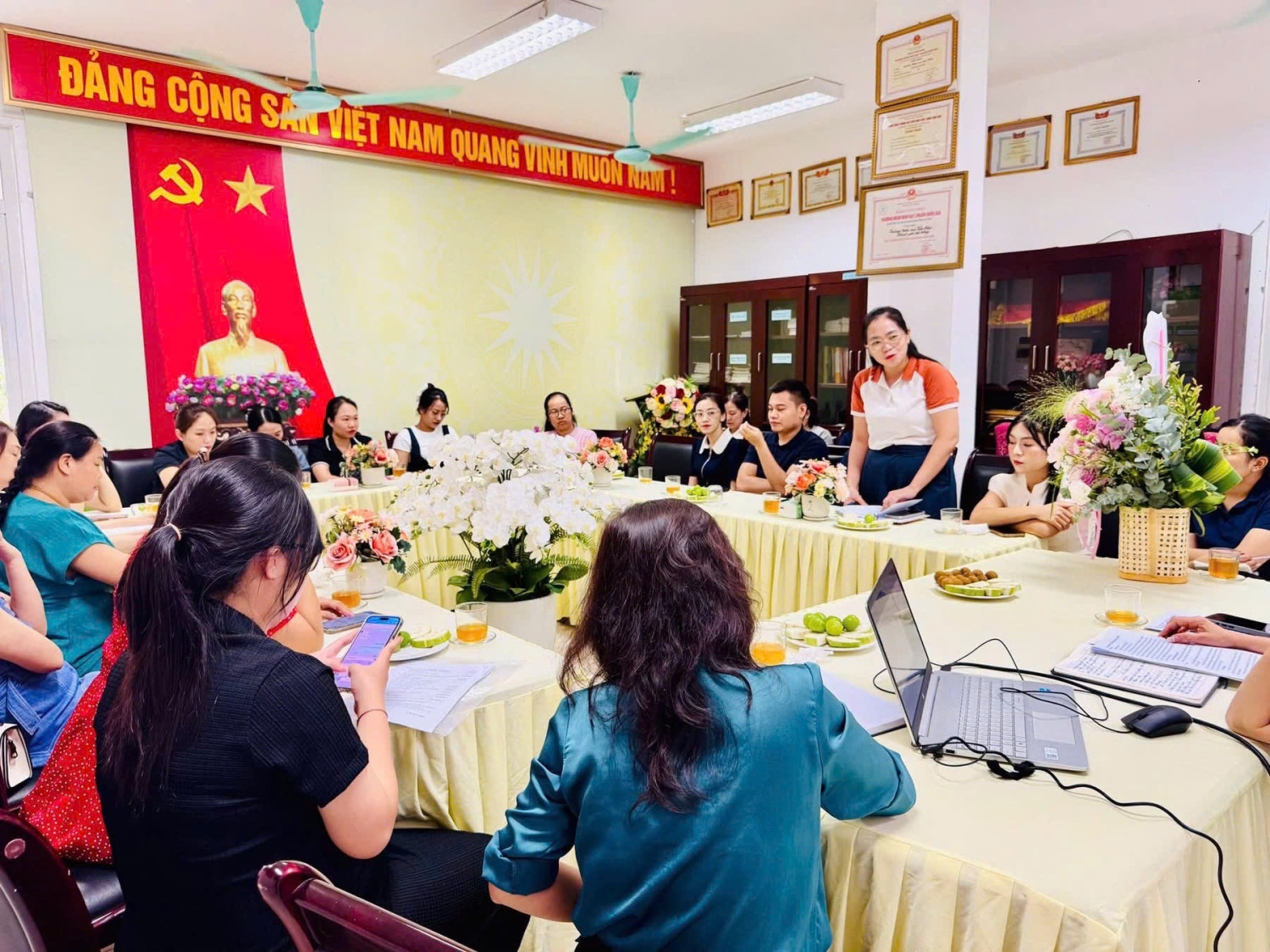 HỘI NGHỊ BAN THƯỜNG TRỰC HỘI CHA MẸ HỌC SINH ĐẦU NĂM HỌC 2025-2026. 